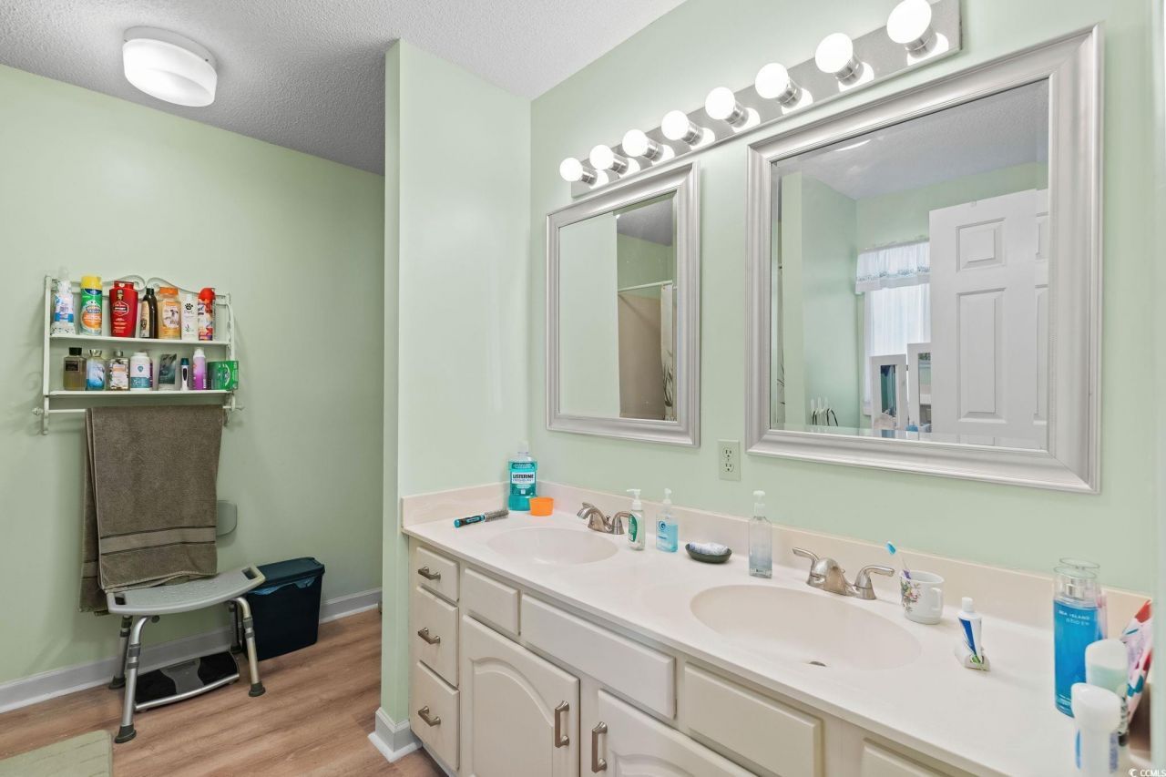 528 George Washington Trail Photo 19