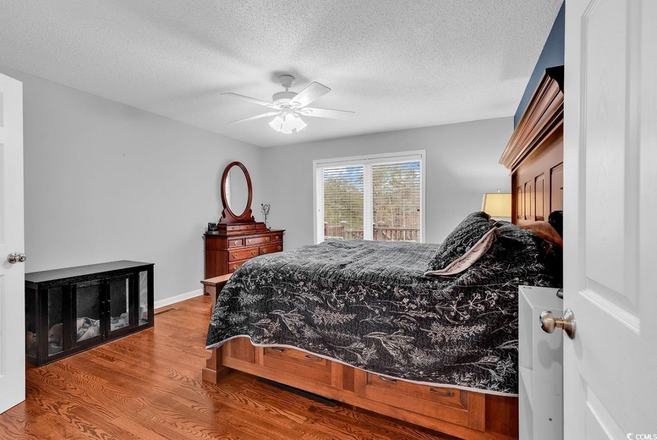 1870 Gray Oaks Dr. Photo 12