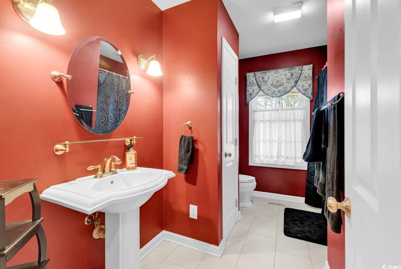 1870 Gray Oaks Dr. Photo 18