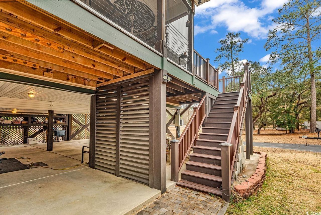 1870 Gray Oaks Dr. Photo 35