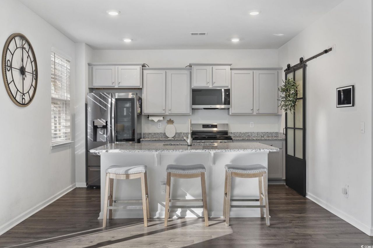 2933 Pegasus Place Photo 16