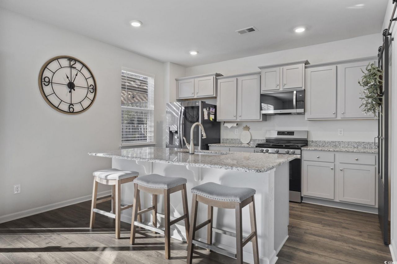 2933 Pegasus Place Photo 17