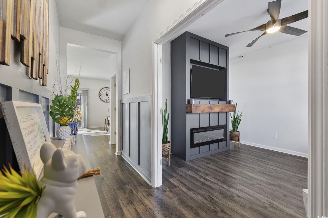 2933 Pegasus Place Photo 6