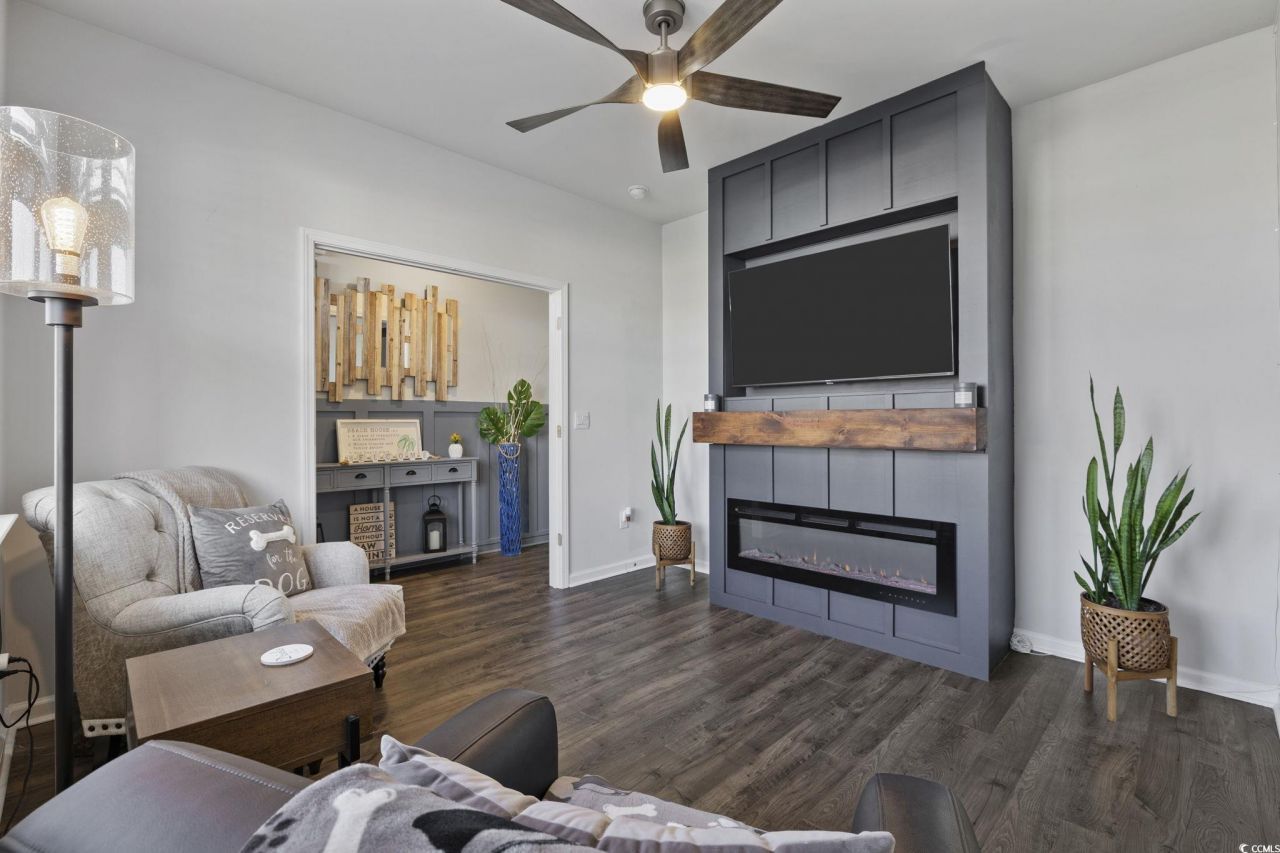 2933 Pegasus Place Photo 8