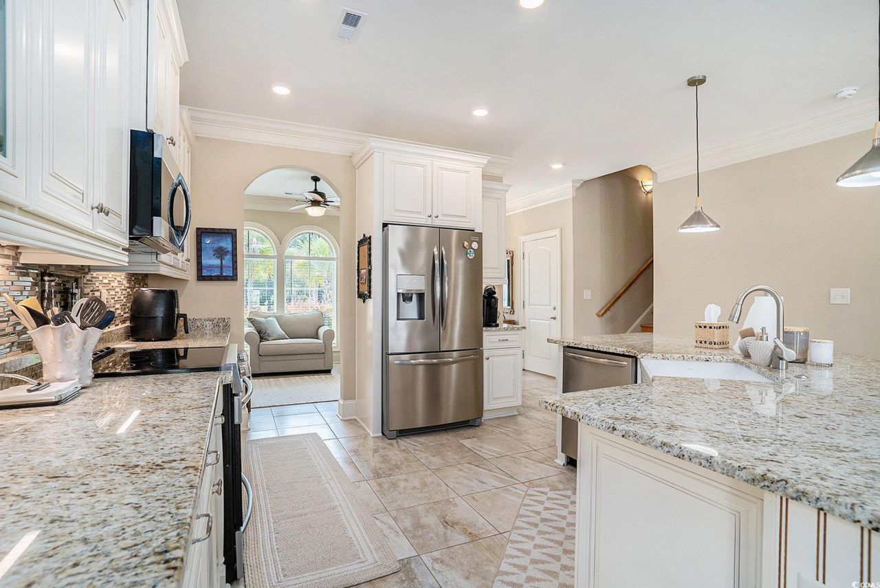 556 Dania Beach Dr. Photo 11