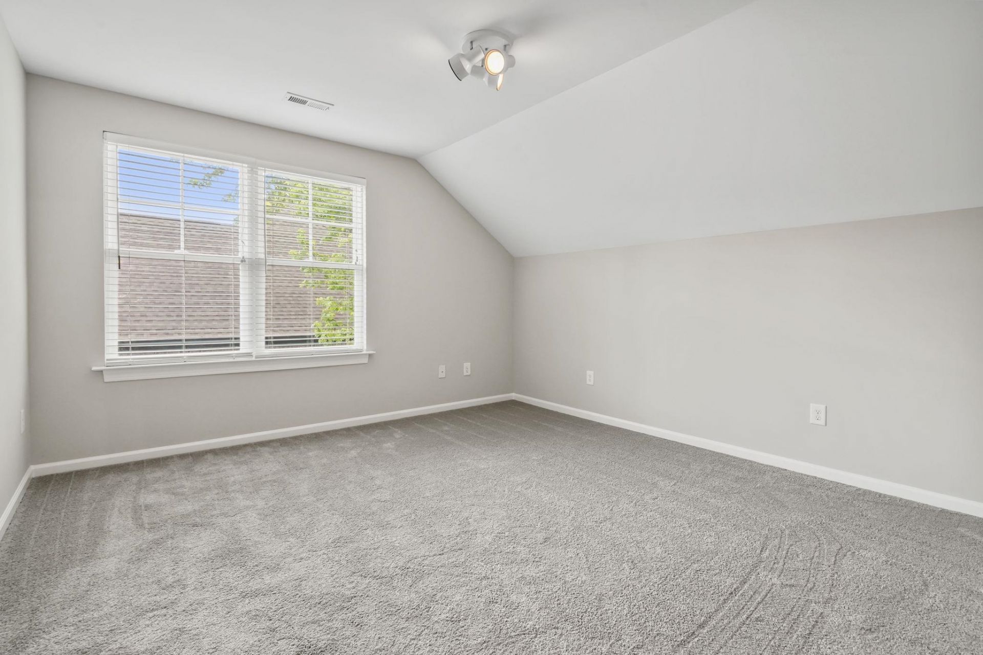 2600 Henagan Ln. Photo 56