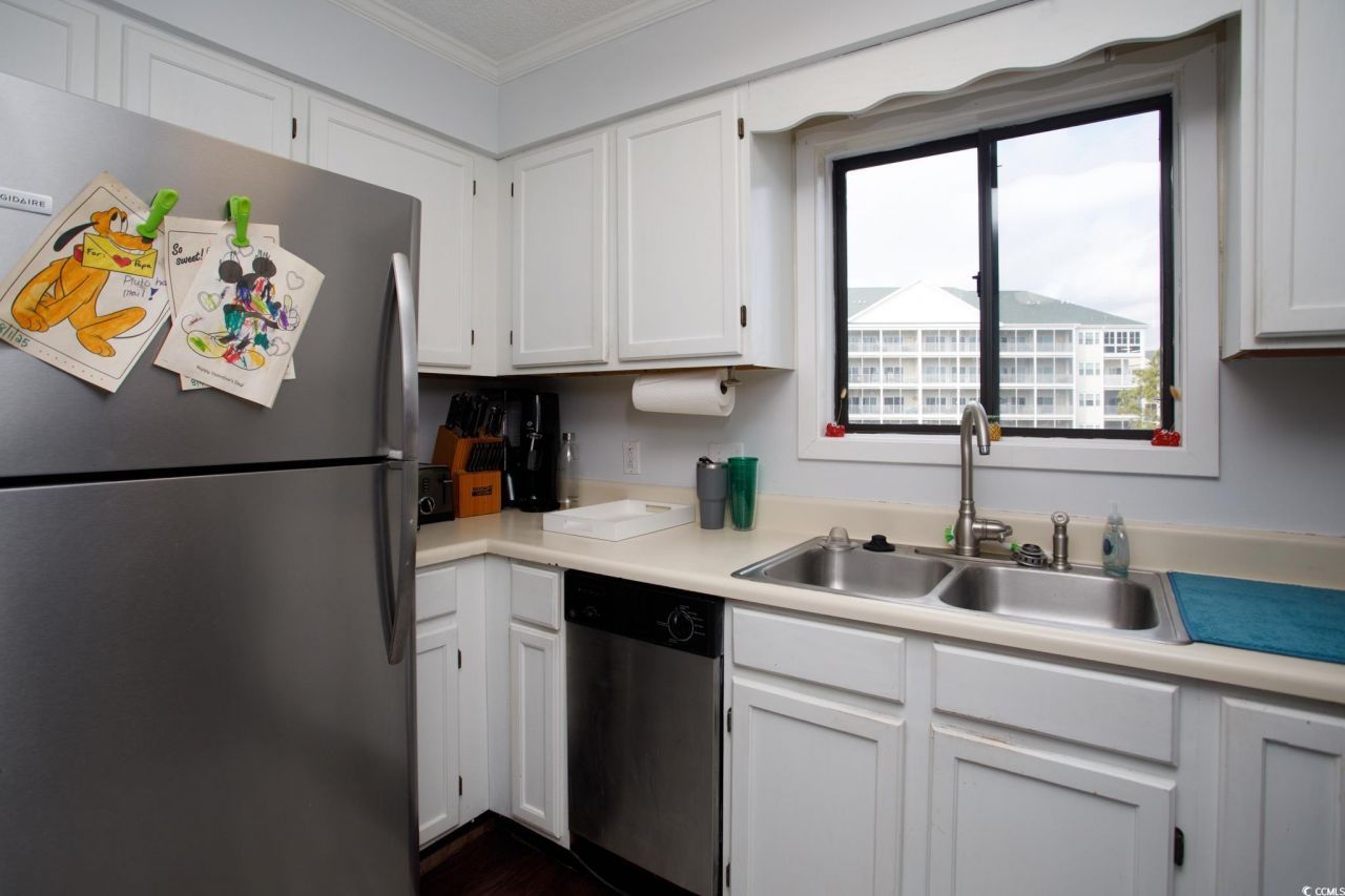 305 N Hillside Dr. Photo 24