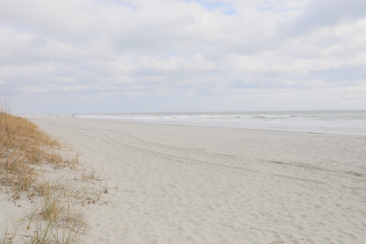 305 N Hillside Dr. Photo 36