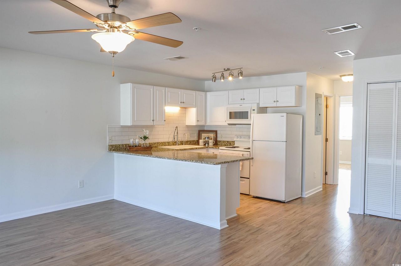 510 Fairwood Lakes Dr. Photo 14