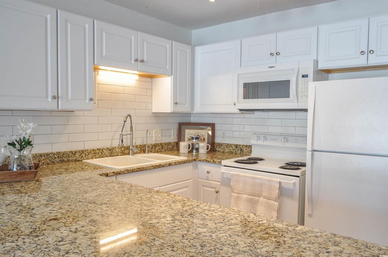 510 Fairwood Lakes Dr. Photo 19