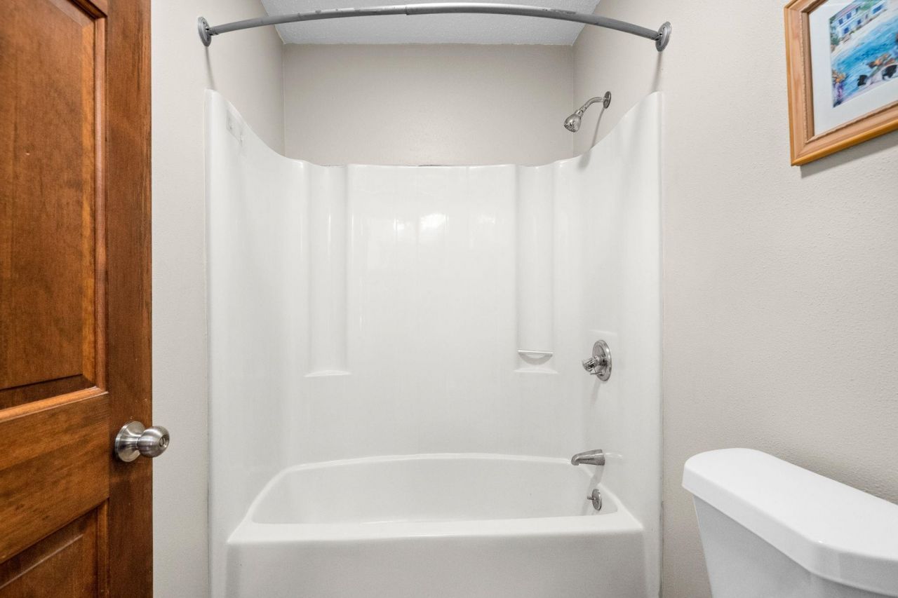 213 Double Eagle Dr. Photo 16