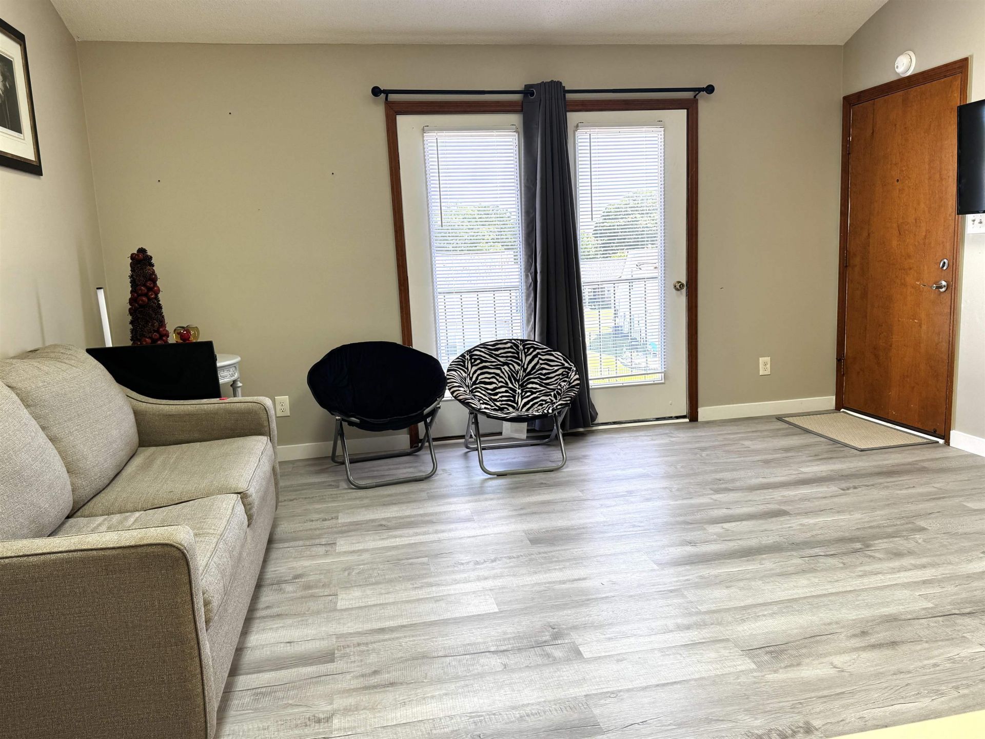 213 Double Eagle Dr. Photo 7