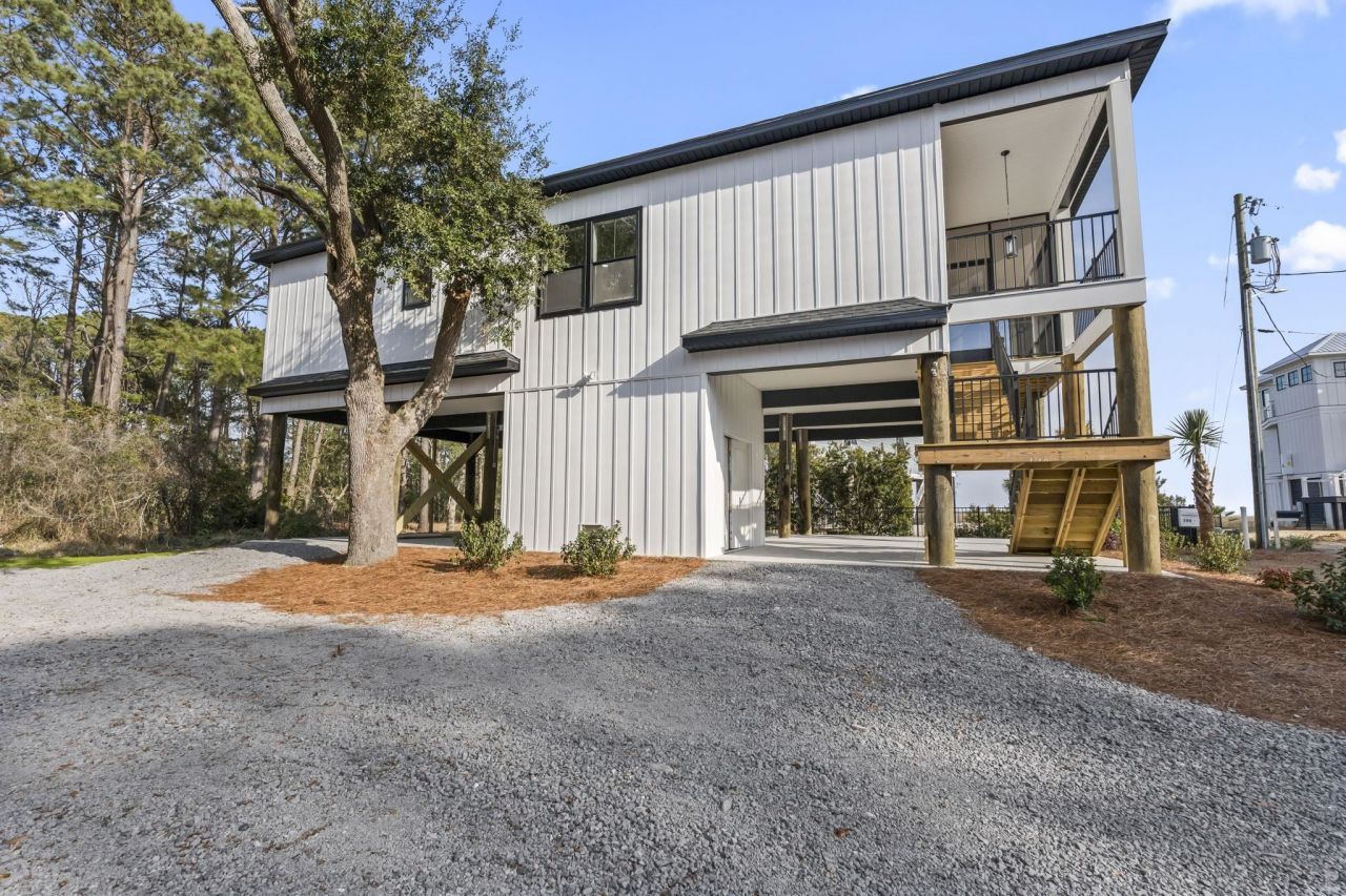 196 Brown Pelican Loop Photo 40