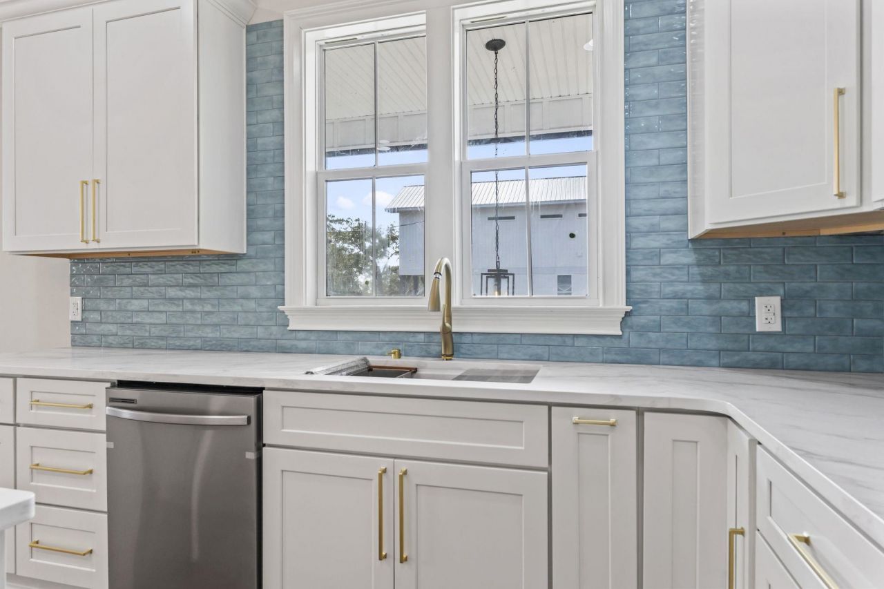 196 Brown Pelican Loop Photo 9