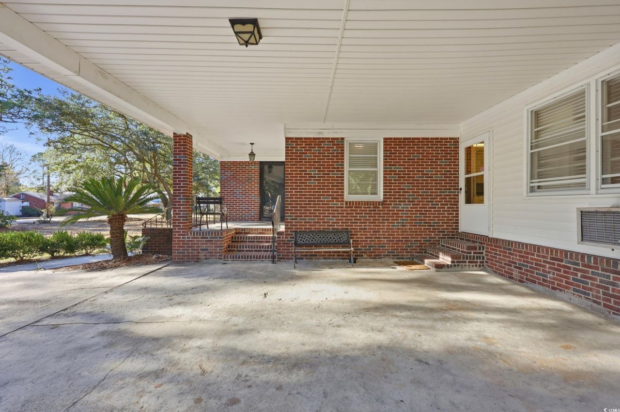 2704 Rion St. Photo 18