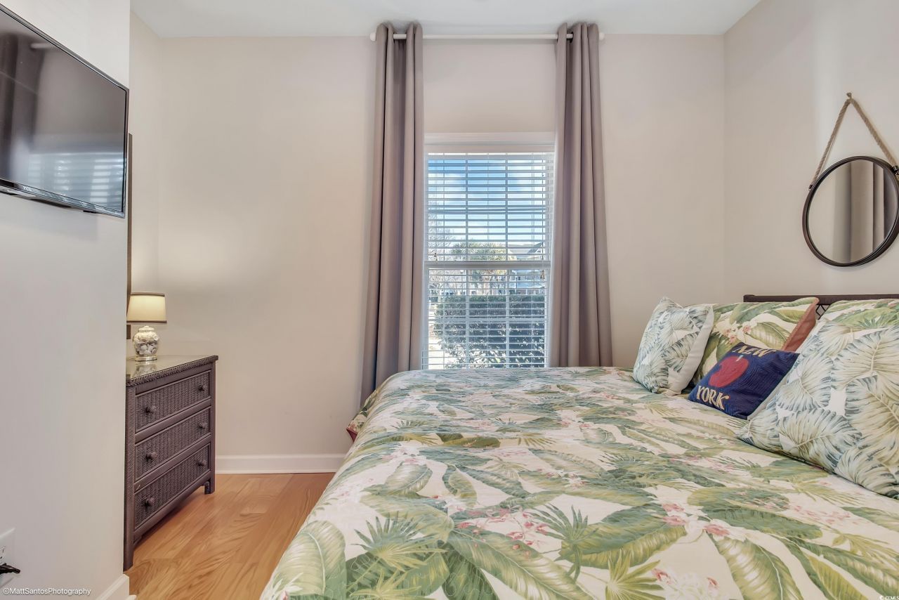 5751 Oyster Catcher Dr. Photo 30