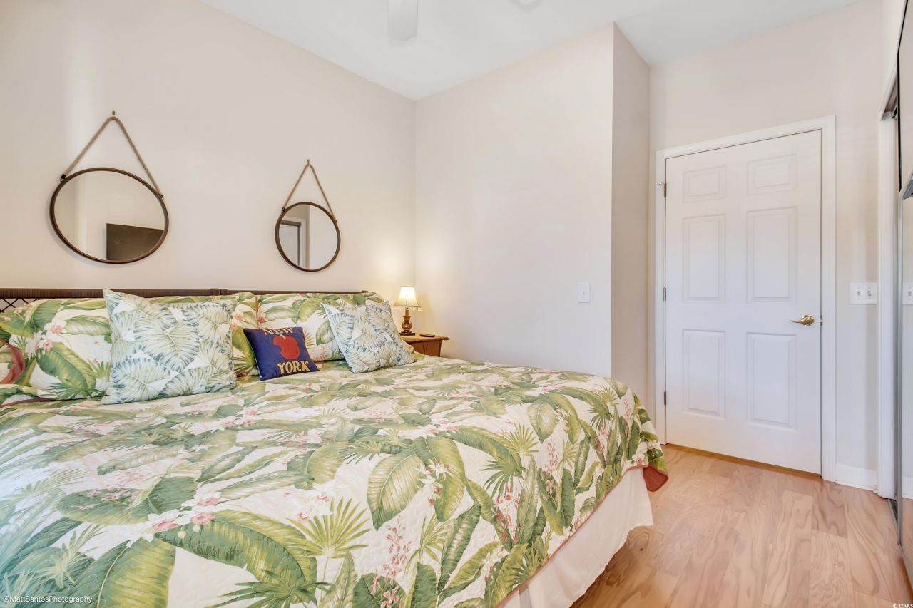 5751 Oyster Catcher Dr. Photo 31