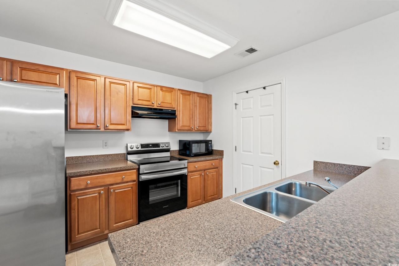 1298 Harvester Circle Photo 10