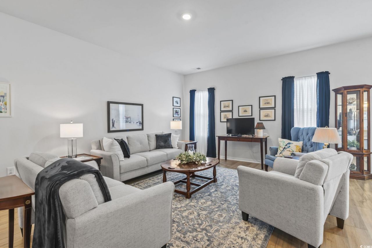 604 Asiago Dr. Photo 10