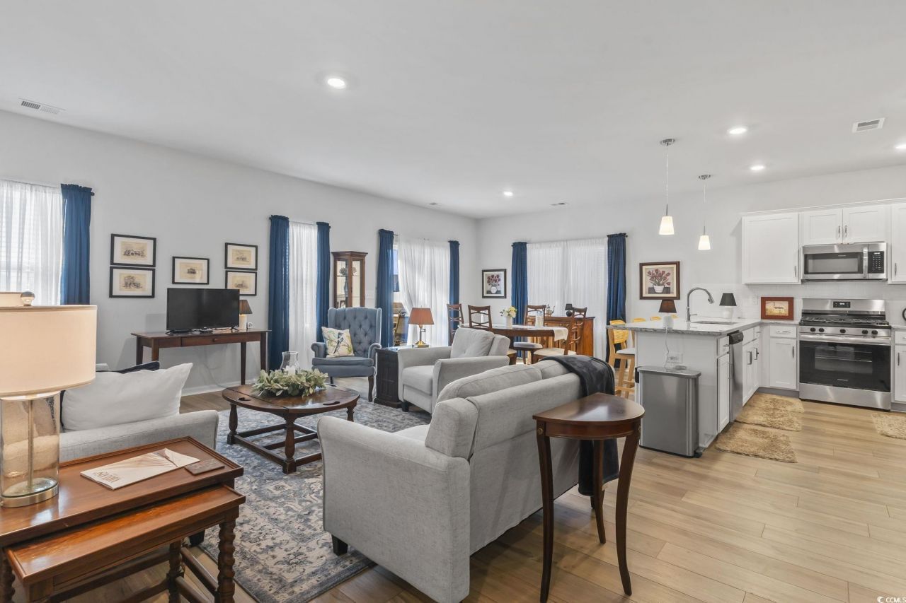 604 Asiago Dr. Photo 2