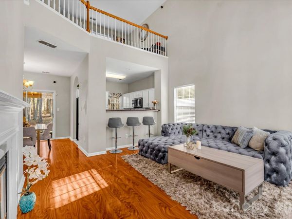 8622 Woodhill Manor Court, Charlotte, NC 28215