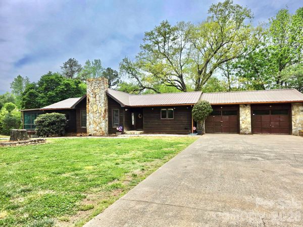 100 Steffey Lane, Taylorsville, NC 28681
