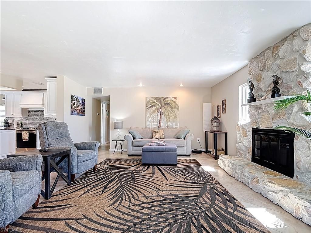 11481 Rebecca Cir, Fort Myers Beach, FL 33931 Photo