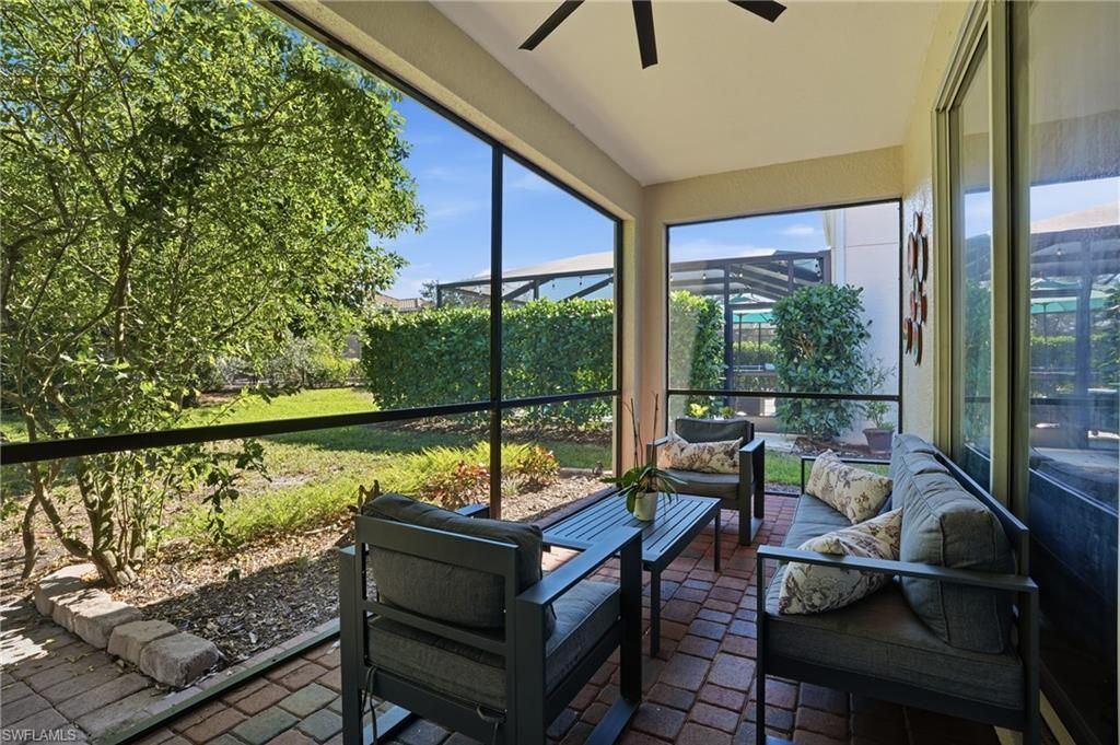 2469 Heydon Cir E, Naples, FL 34120 Photo