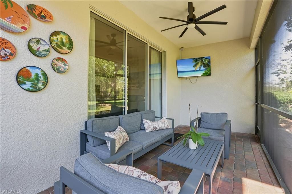 2469 Heydon Cir E, Naples, FL 34120 Photo