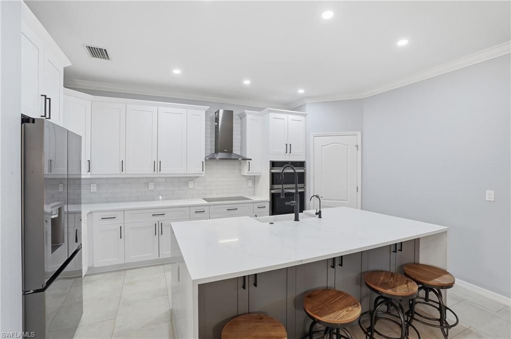 2469 Heydon Cir E, Naples, FL 34120 Photo