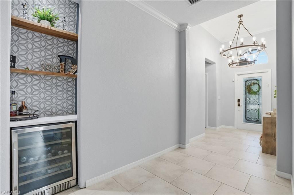 2469 Heydon Cir E, Naples, FL 34120 Photo