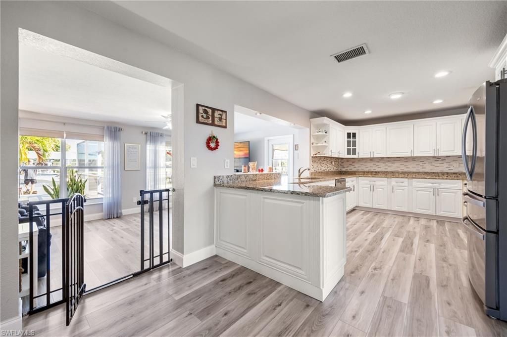 4915 Santa Monica Ct, Cape Coral, FL 33904 Photo