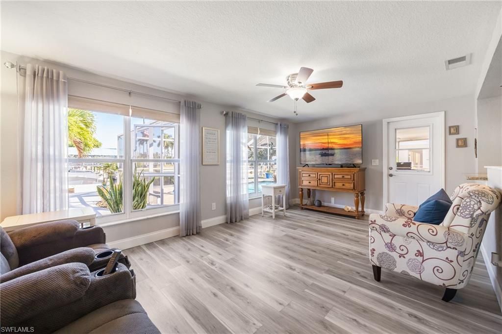 4915 Santa Monica Ct, Cape Coral, FL 33904 Photo