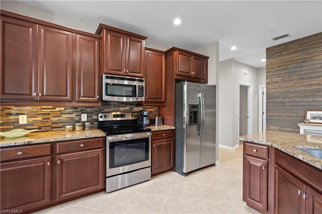 18261 Creekside Preserve Loop, Unit 202, Fort Myers, FL 33908 Photo