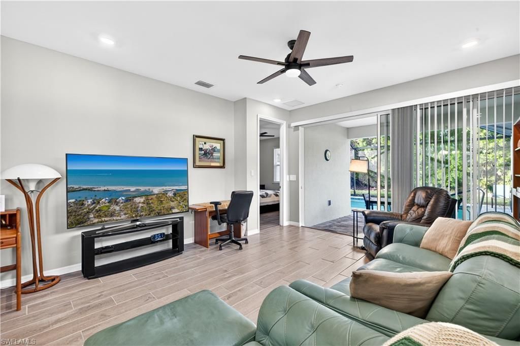 1127 S Town And River Dr, Fort Myers, FL 33919 Photo