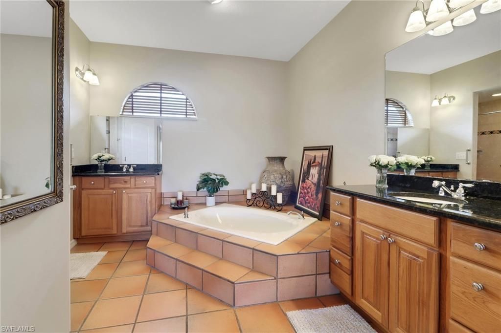 1323 SW 27th Ter, Cape Coral, FL 33914 Photo