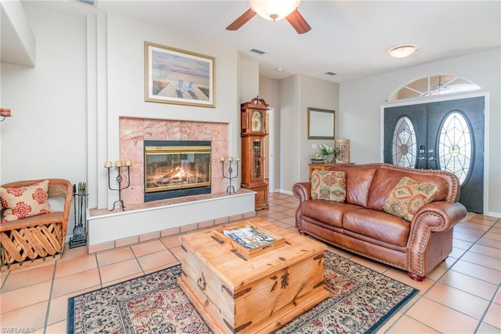 1323 SW 27th Ter, Cape Coral, FL 33914 Photo