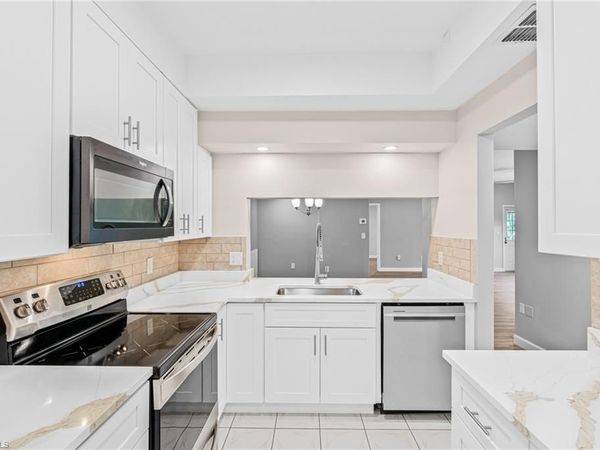 14461 Summerlin Trace CT, Unit 3, FORT MYERS, FL 33919