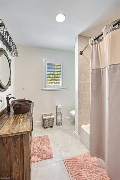 1233 Middle Gulf Dr, Sanibel, FL 33957 Photo