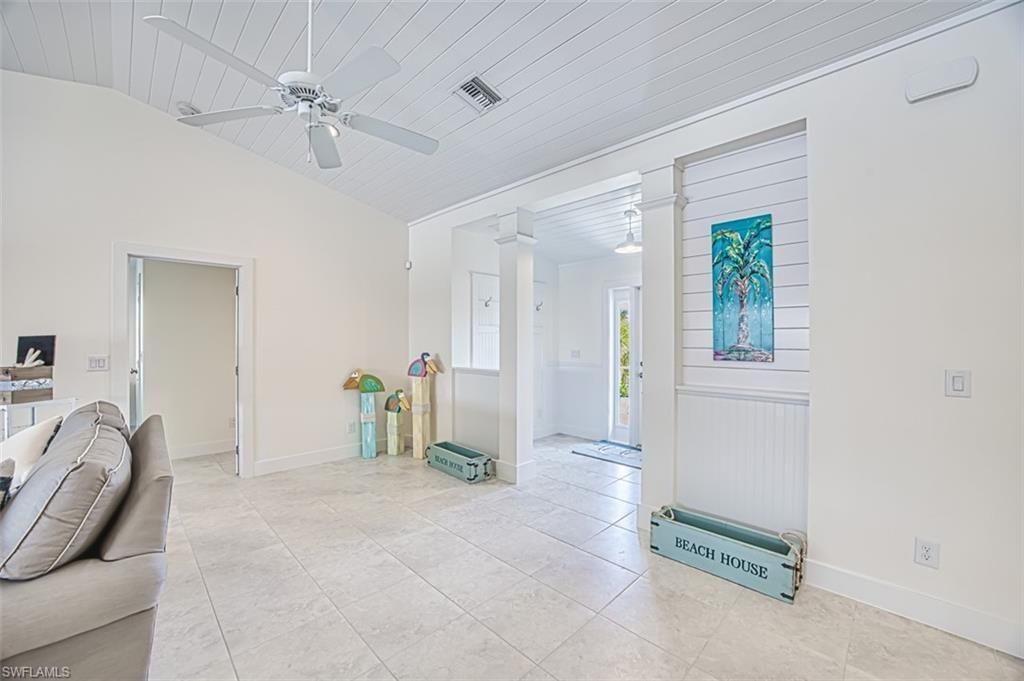 1233 Middle Gulf Dr, Sanibel, FL 33957 Photo