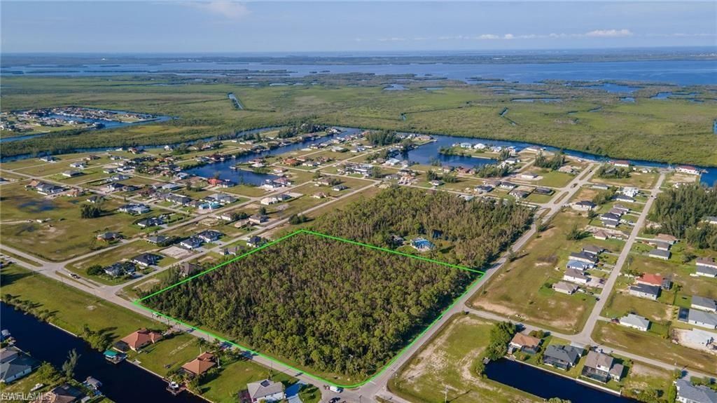 3926 Kismet Pkwy W, Cape Coral, FL 33993 Photo
