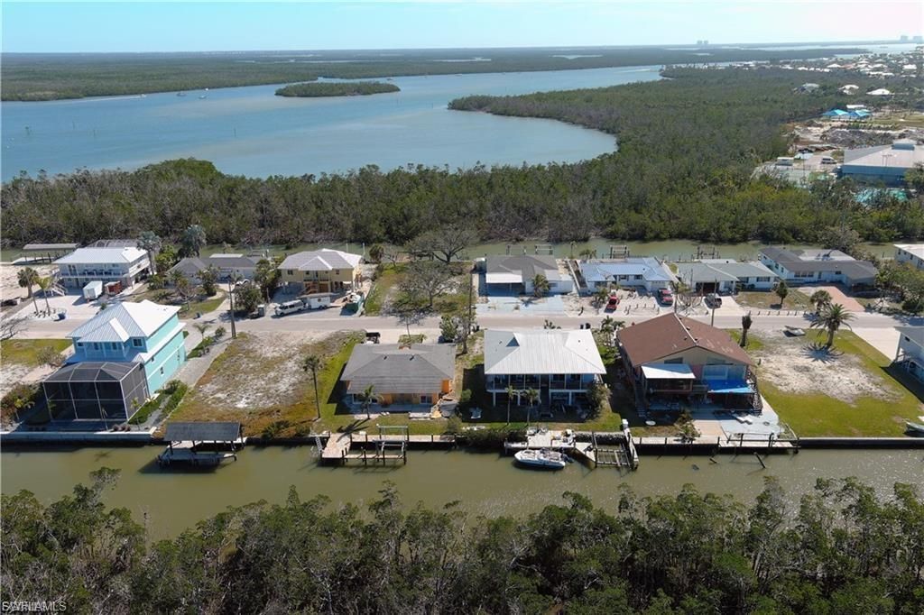 175 Tropical Shores Way, Unit 177, Fort Myers Beach, FL 33931 Photo