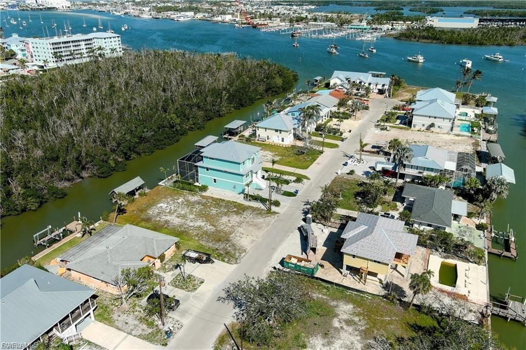 175 Tropical Shores Way, Unit 177, Fort Myers Beach, FL 33931 Photo