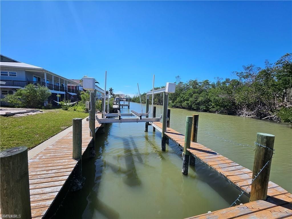175 Tropical Shores Way, Unit 177, Fort Myers Beach, FL 33931 Photo