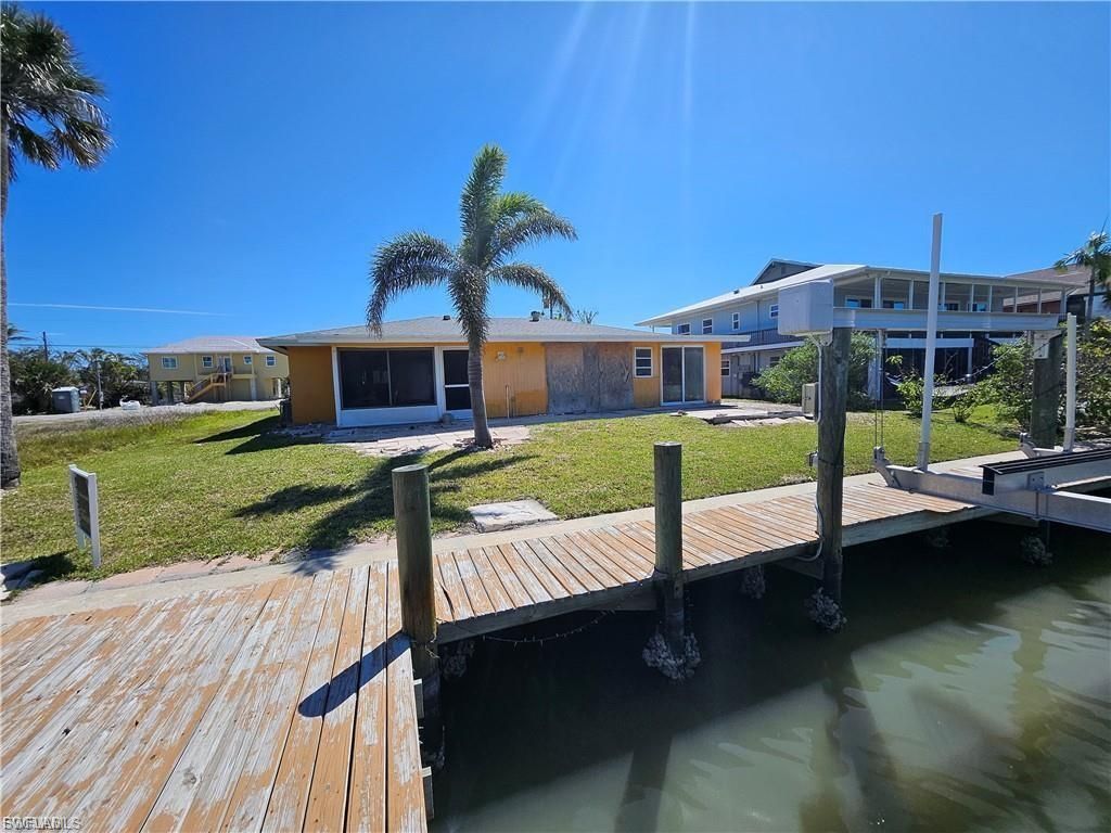 175 Tropical Shores Way, Unit 177, Fort Myers Beach, FL 33931 Photo