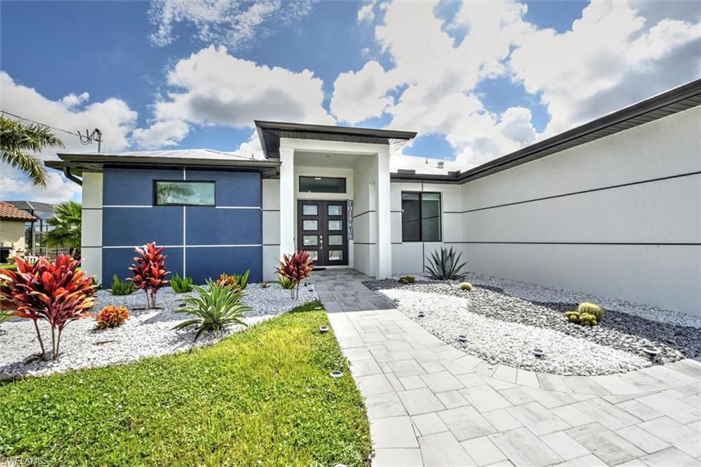 3113 SW 18th Ave, Cape Coral, FL 33914 Photo