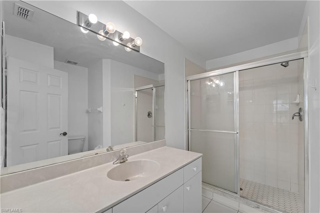 3646 Pine Oak Cir , Unit 105, Fort Myers, FL 33916 Photo
