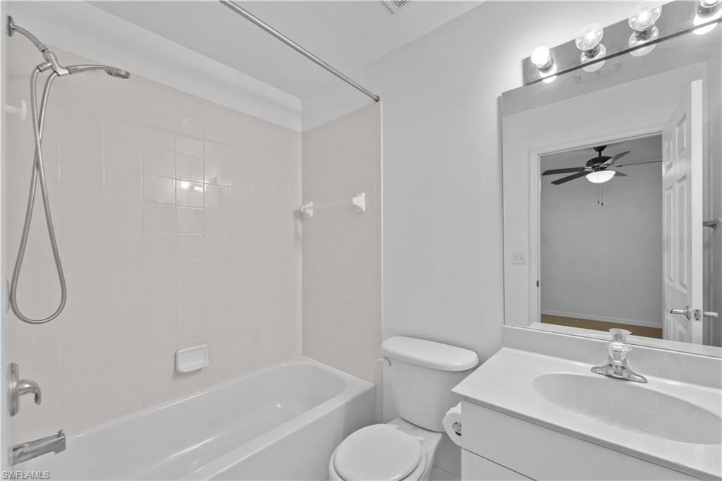 3646 Pine Oak Cir , Unit 105, Fort Myers, FL 33916 Photo