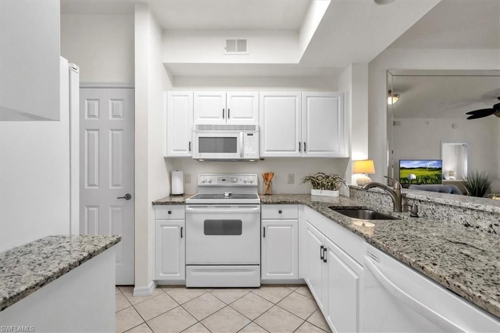 14310 Bristol Bay Pl, Unit 303, Fort Myers, FL 33912 Photo