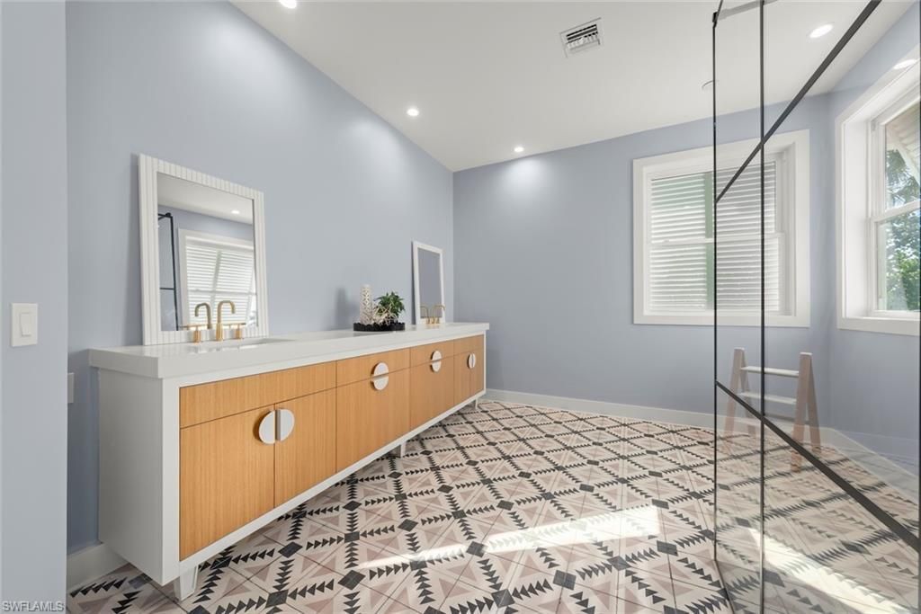 6401 Pine Ave, Sanibel, FL 33957 Photo